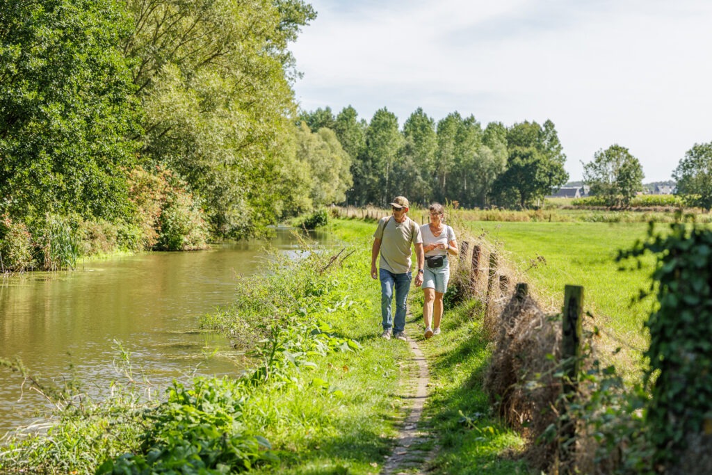 Wandelen langs de Zwalmbeek